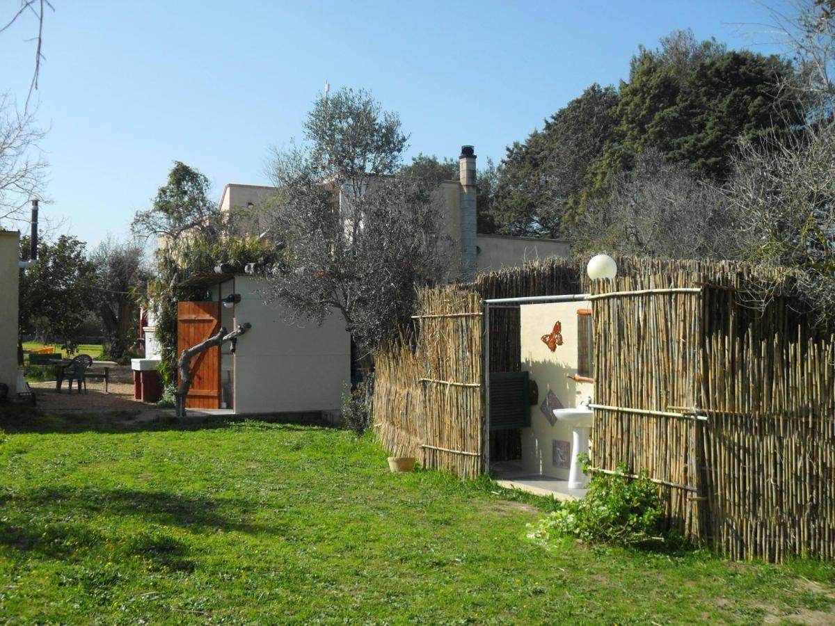 Camping Terreno-Ro-Bi-Li Hotel Cutrofiano Exterior foto